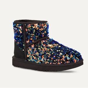 Ugg Stellar Sequined Classic Mini, Women’s sz 10, Sold out everywhere